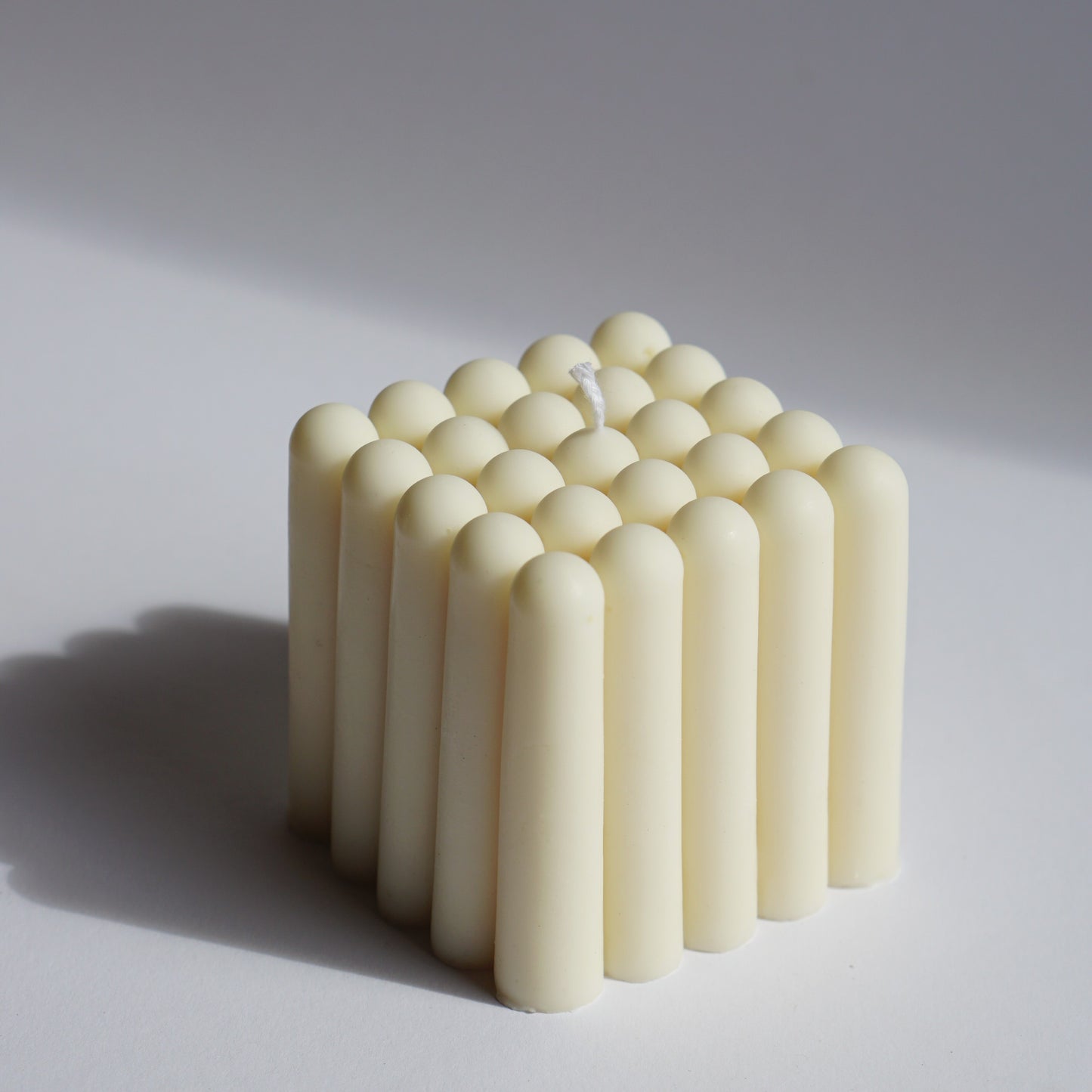 Quadratische Formkerze