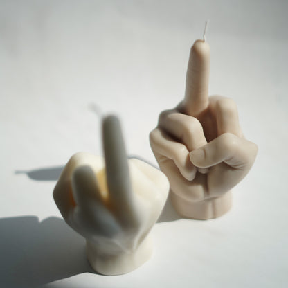 Mittelfinger Kerze
