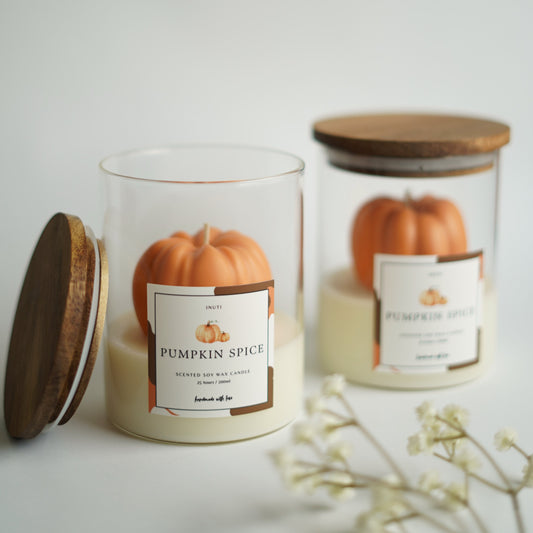 Ästhetische Pumpkin Spice Duftkerze