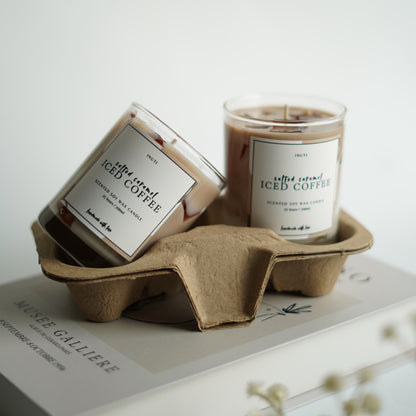 Salted Caramel Iced Coffee Duftkerze | Getränke-Kerze mit Eiswürfeln
