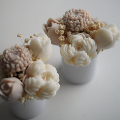 Lebenslanger Wachsstrauß "Noble Bloom small"