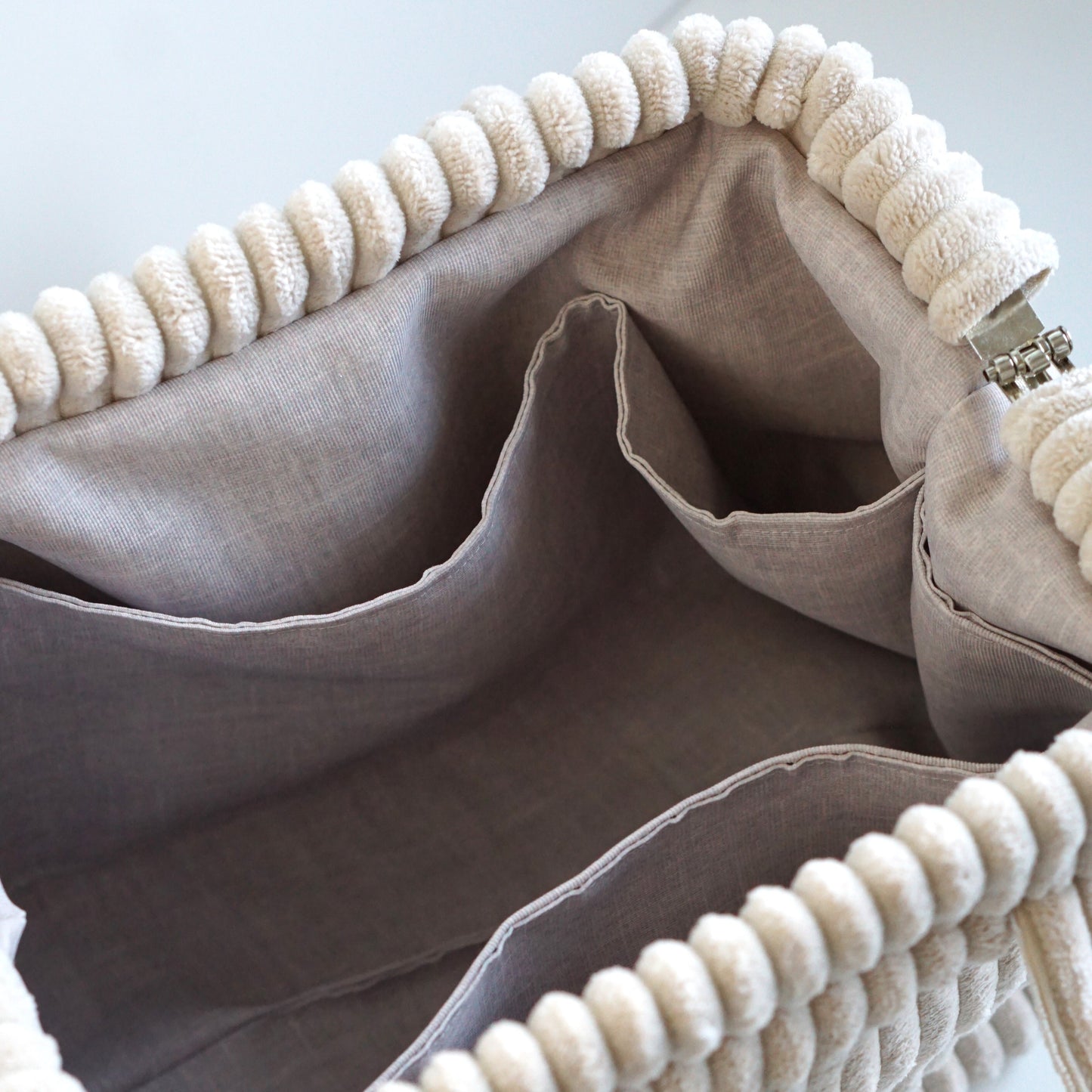 Komsetiktasche in 3 unterschiedlichen Farben