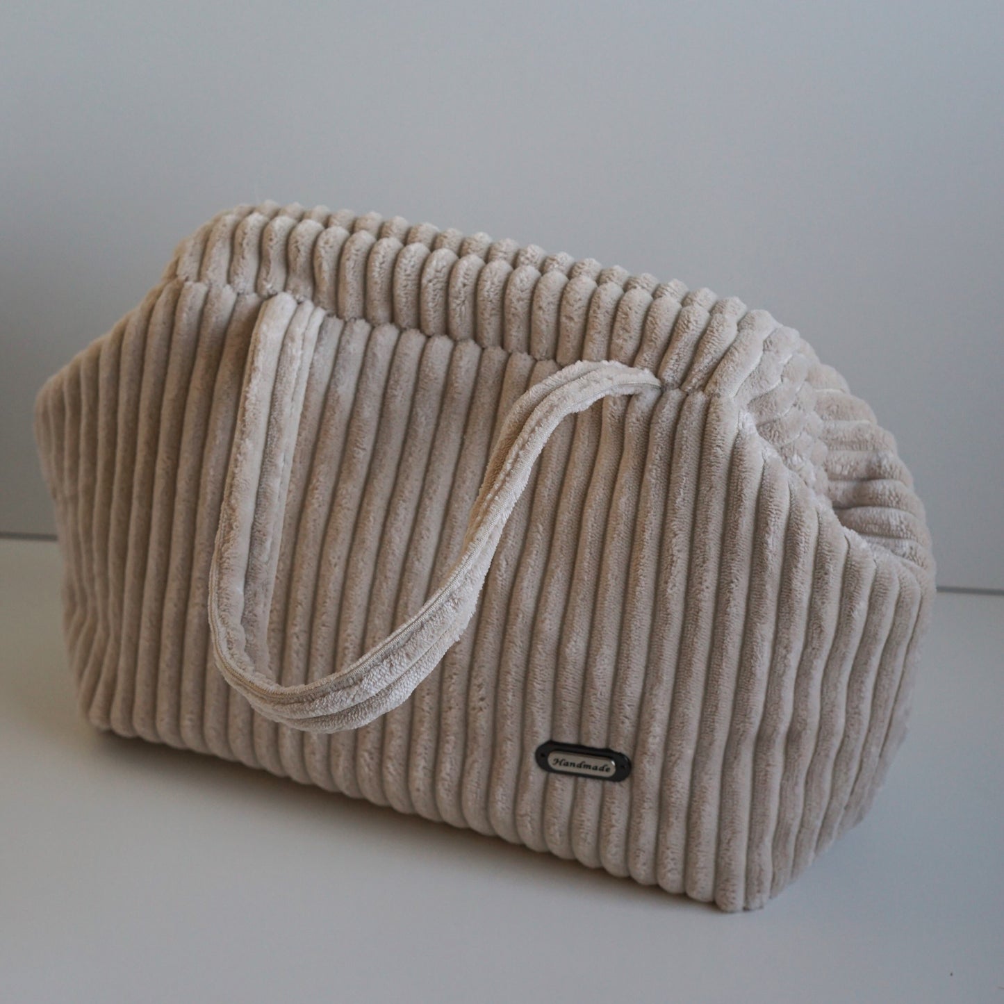 Komsetiktasche in 3 unterschiedlichen Farben