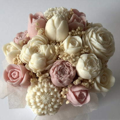 Lebenslanger Wachsstrauß "Rosé Bloom"