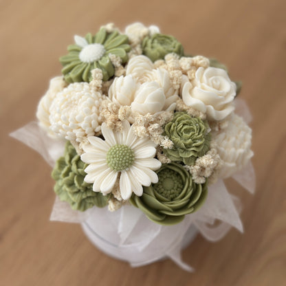 Lebenslanger Wachsstrauß "Green Bloom"